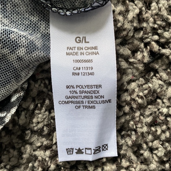 BRAND NEW Snake Print Sheet Top - Picture 4 of 5